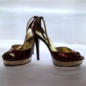 Gucci Red Glitter Patent Shoes with Open Toe and Straps